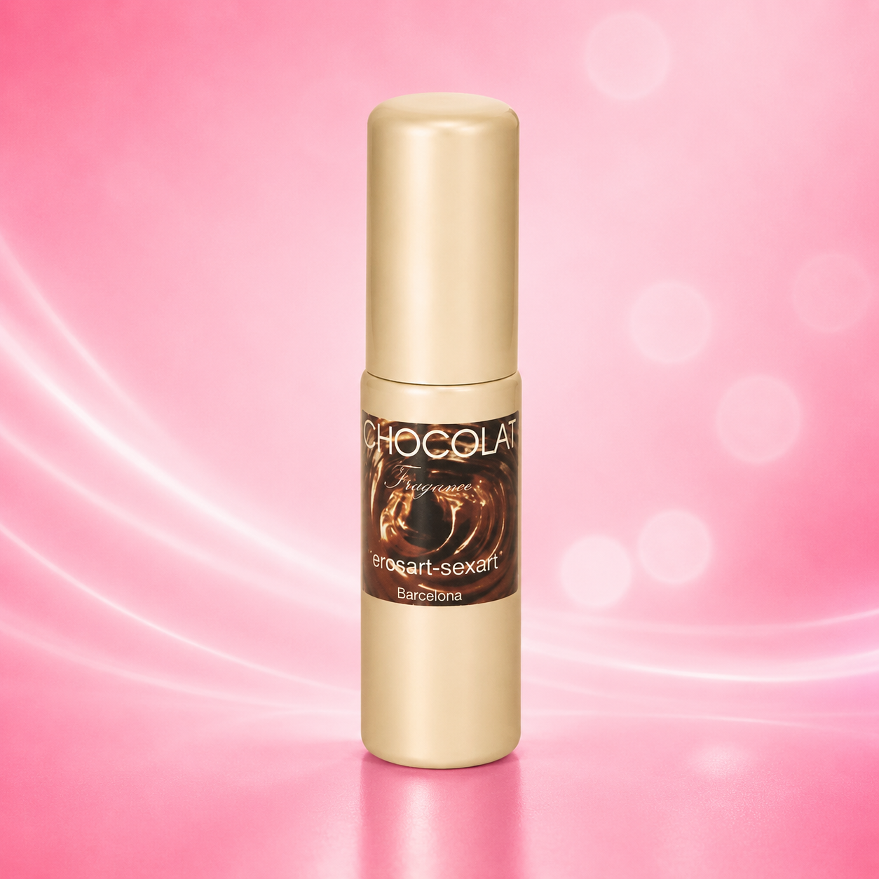 Spray-Flakon mit goldenem Metallschaft und cremefarbenem Kunststoffdeckel, Etikett mit Schokoladen-Motiv und Markenaufdruck, Inhalt 20 ml Aphrodisiakum-Parfüm